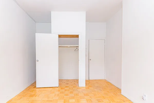 Rented by MySpaceNYC | media 25