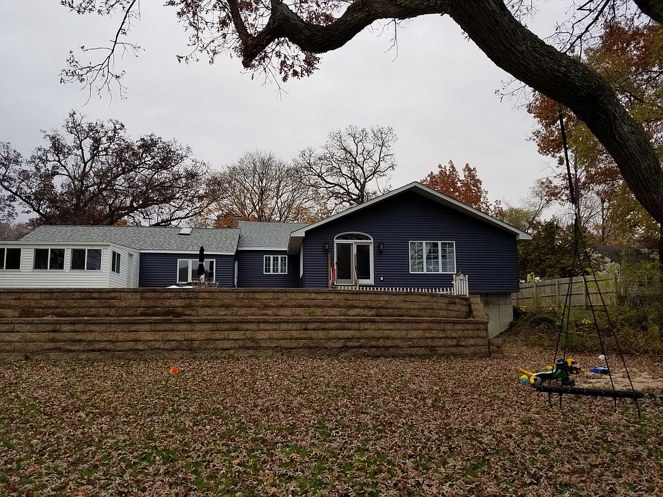 2nd image of 2652 S Riverside Dr