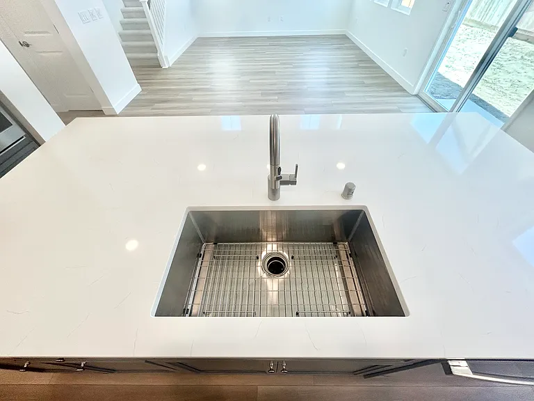 367 Glass Beach Dr — Photo 7