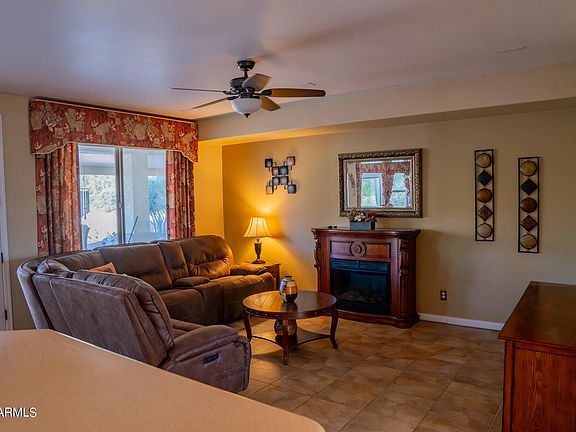5th image of 1130 W DESERT LILY Drive