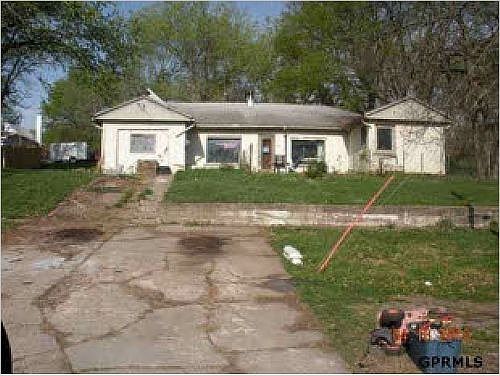 2nd image of 416 N 14th St