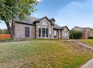2249 Cross Timber Dr, Mesquite, TX 75181