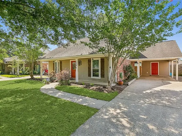 7334 Robinson Dr, Denham Springs, LA 70706