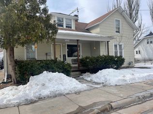 525 6th St, Menasha, WI 54952