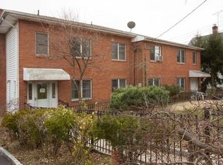 36-38 Hobby St, Pleasantville, NY 10570