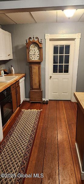 3rd image of 14 Glen Street