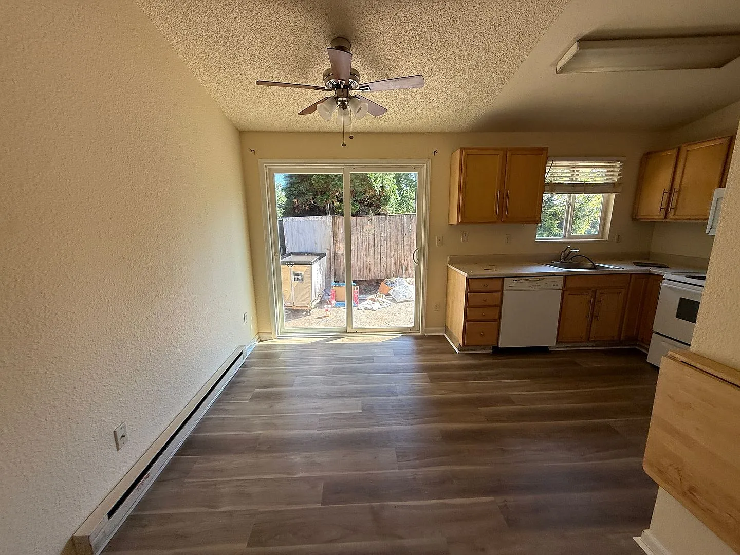 18770 Nw Shadow Lane- Move-In Special First Month's Rent Free! Rock Creek Duplex — Photo 3