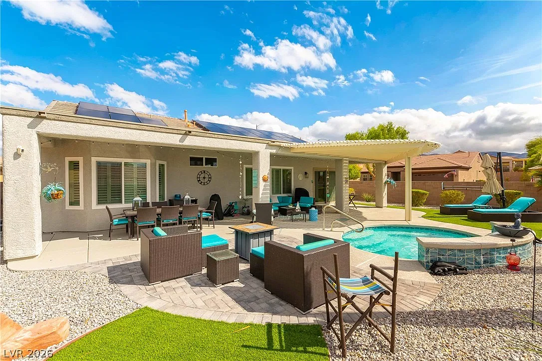 2 bed, 2.0 bath, 1524 sqft, $2,495 — Photo 1