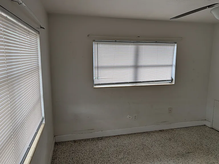 2303 Tulip St — Photo 22