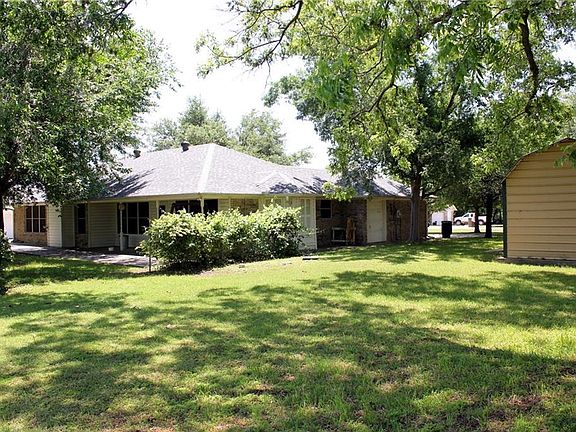 3rd image of 117 San Chez Dr