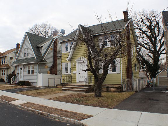 4th image of 31 Belmohr St