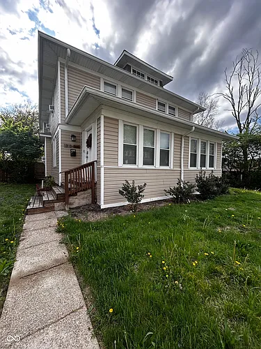 3851 Broadway St Photo 1