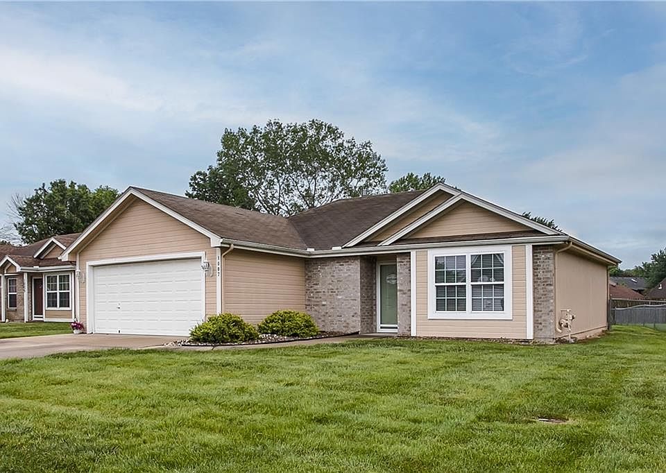 1st image of 1007 Stone Brook Ln