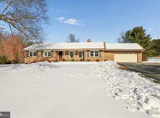 6205 Beechdale Ct, Rockville, MD 20855