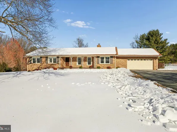 6205 Beechdale Ct, Rockville, MD 20855