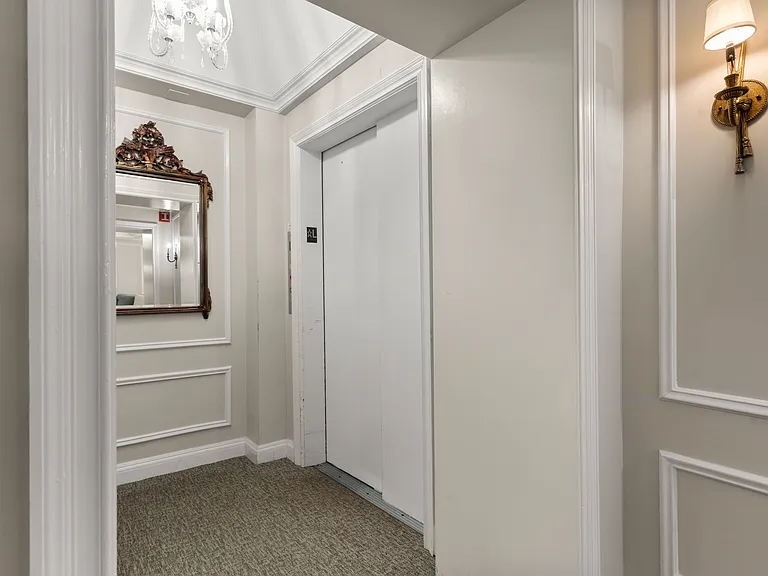 362-366 Commonwealth Ave #4C — Photo 12