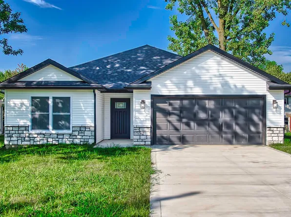 3630 Wentworth Dr, Fort Wayne, IN 46806