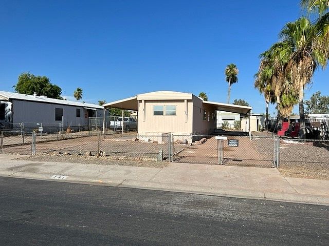 1st image of 131 N 88th Pl