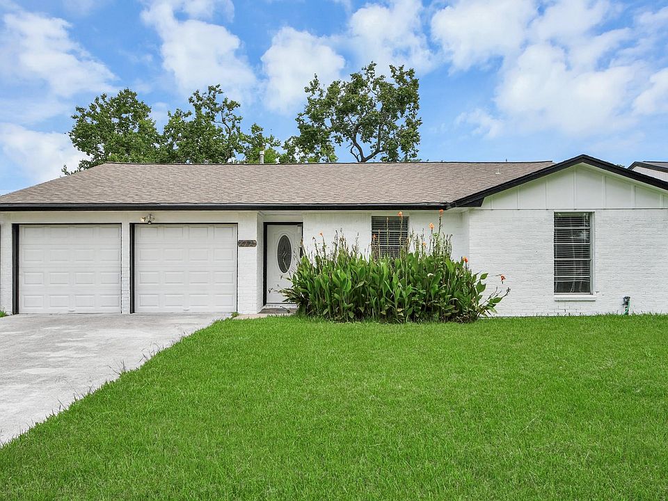 1st image of 212 Harold Ln