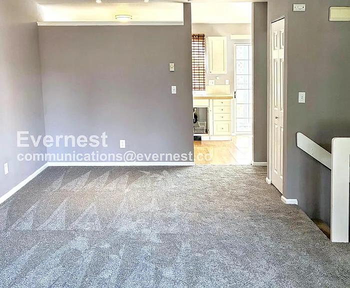 2828 Silverplume Dr #S5 — Photo 16