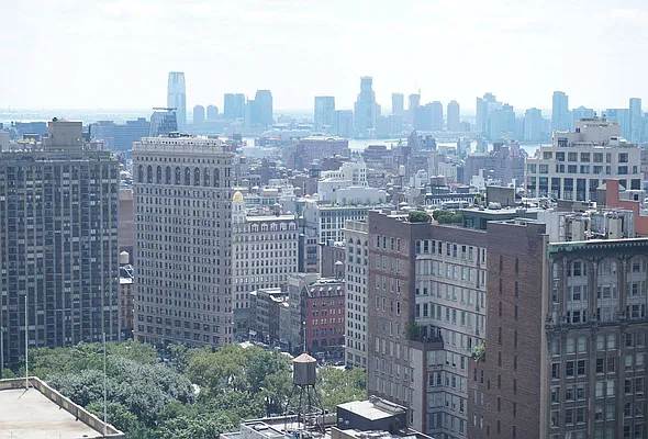 Rented by Renetta Real Estate | media 44