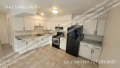 5442 Lewellyn Rd Photo 1
