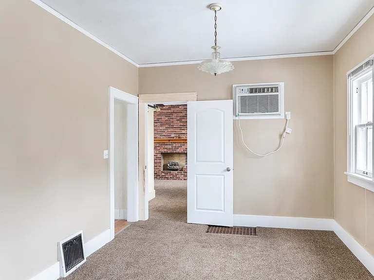 712 W 22nd St — Photo 3