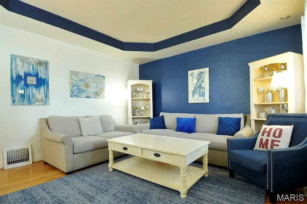 3 bed, 1440 sqft, $750 — Photo 2