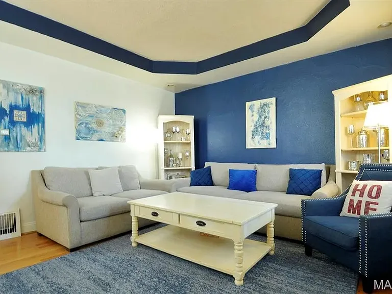 4164 Taft Ave #2 & 3 — Photo 2