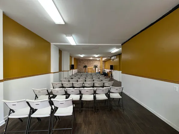 4605 Seventh Avenue image 2 of 5