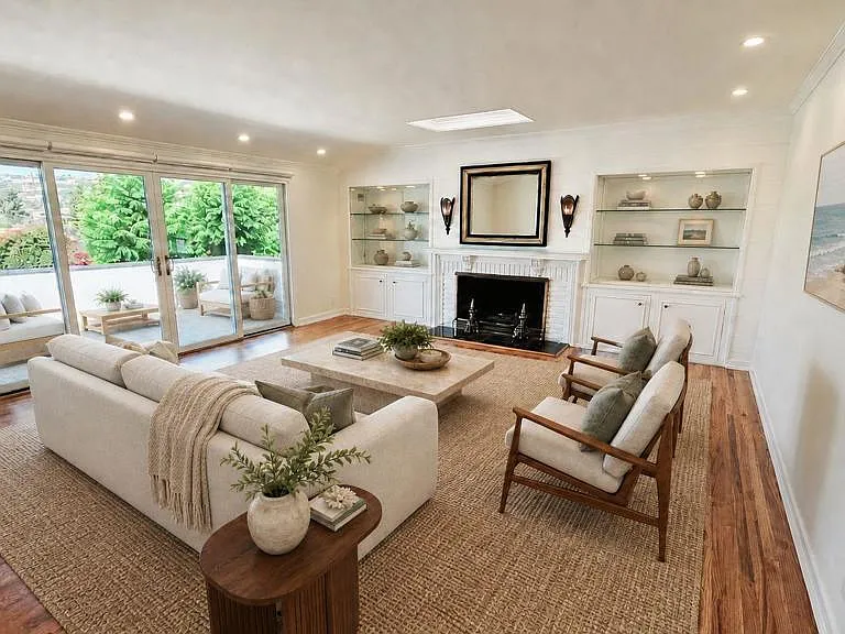 7920 Avenida Alamar — Photo 10