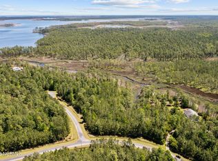 34 Paradox Point Dr, Aurora, NC 27806