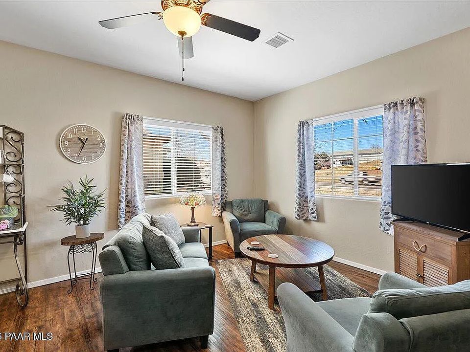1st image of 4679 N Viewpoint Dr #2