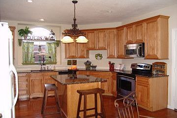 1st image of 11004 Alexandria Dr