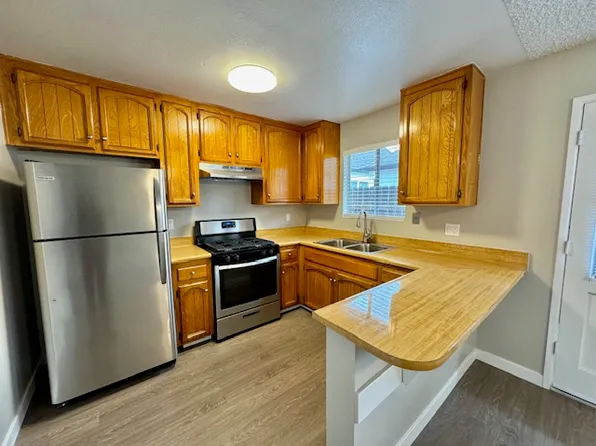 6750 Solita Ave #B, San Diego, CA 92115