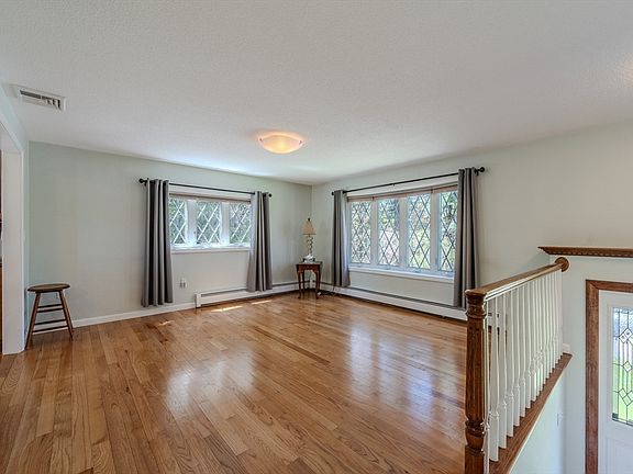 2nd image of 24 Worden Rd