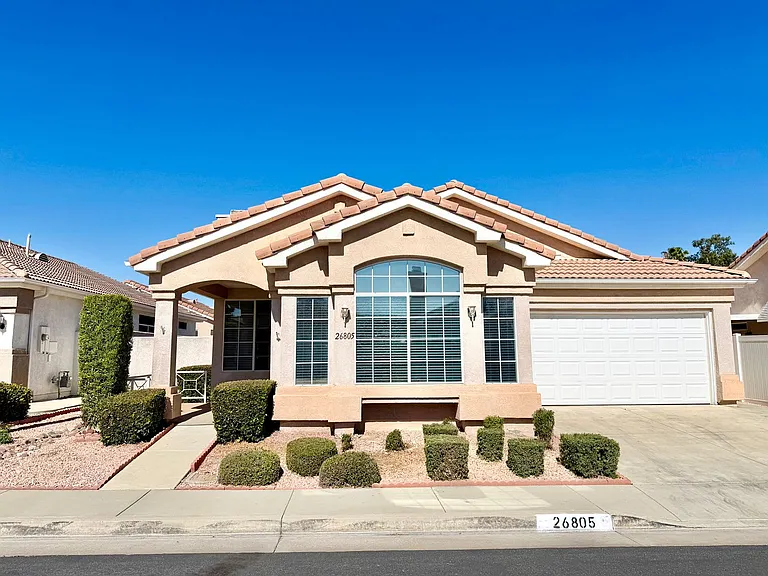 26805 China Dr — Photo 1