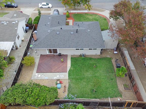 2nd image of 5487 Clovercrest Dr