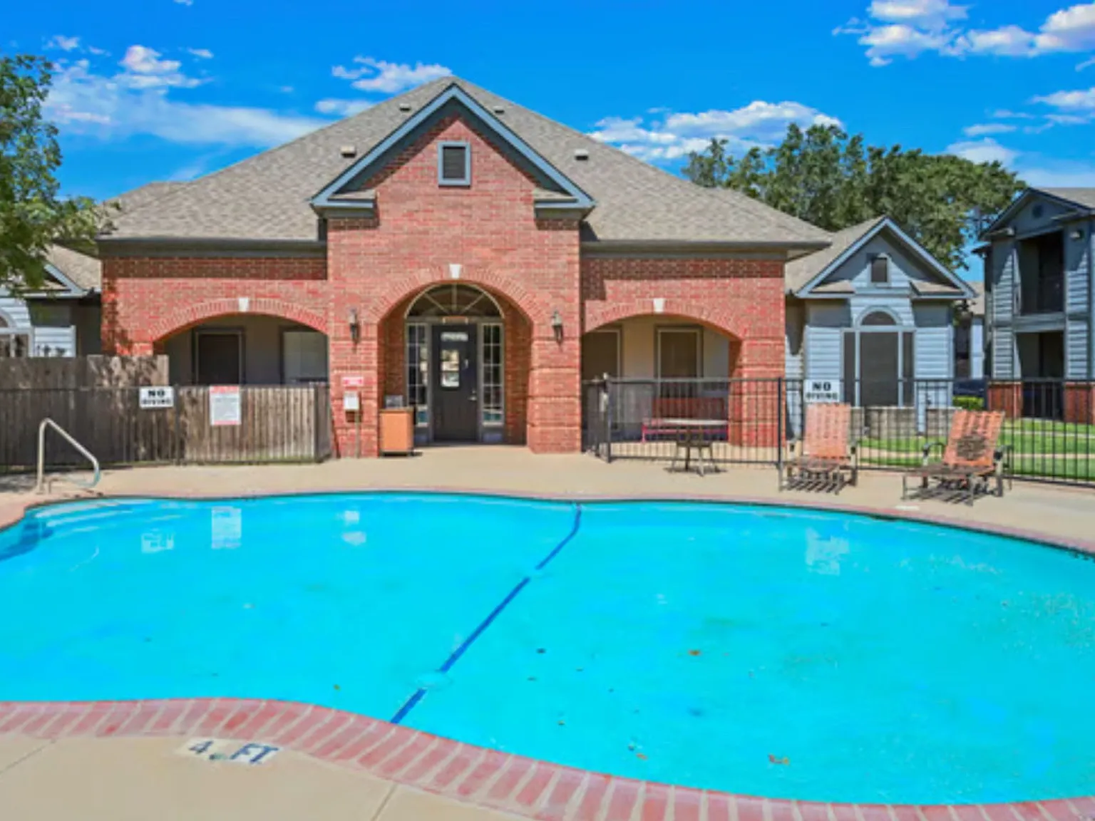 Stonebriar Village — Photo 4