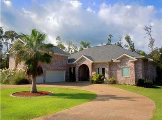 7516 Turnberry Dr, Diamondhead, MS 39525