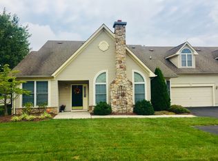 812 Persimmon Ln, Langhorne, PA 19047