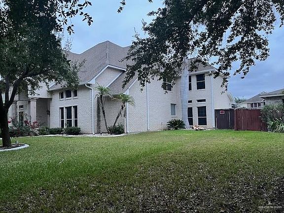 3rd image of 3101 Santa Olivia St