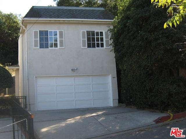 1st image of 8948 Wonderland Ave