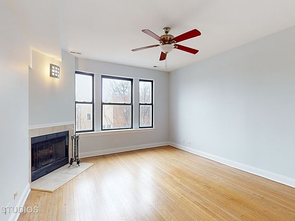 3rd image of 1214 W Thorndale Ave #3