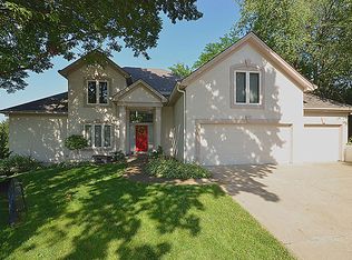 6204 NW 77th St, Kansas City, MO 64151