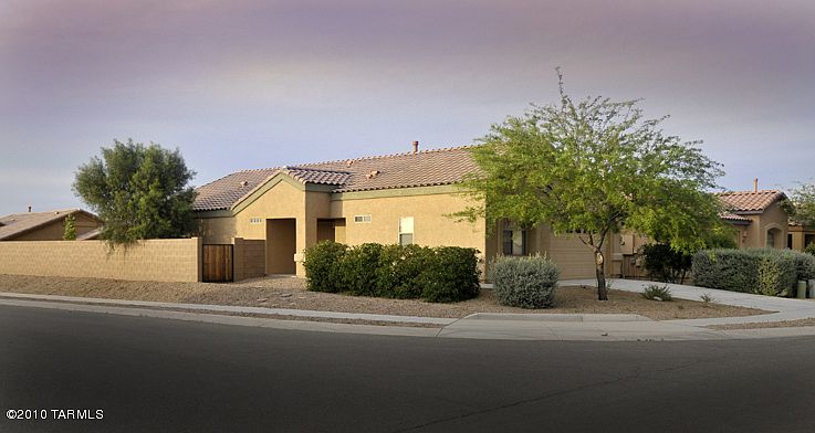 1st image of 6770 N Quailwood Way