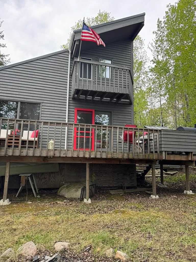 611 Circle Dr — Photo 1