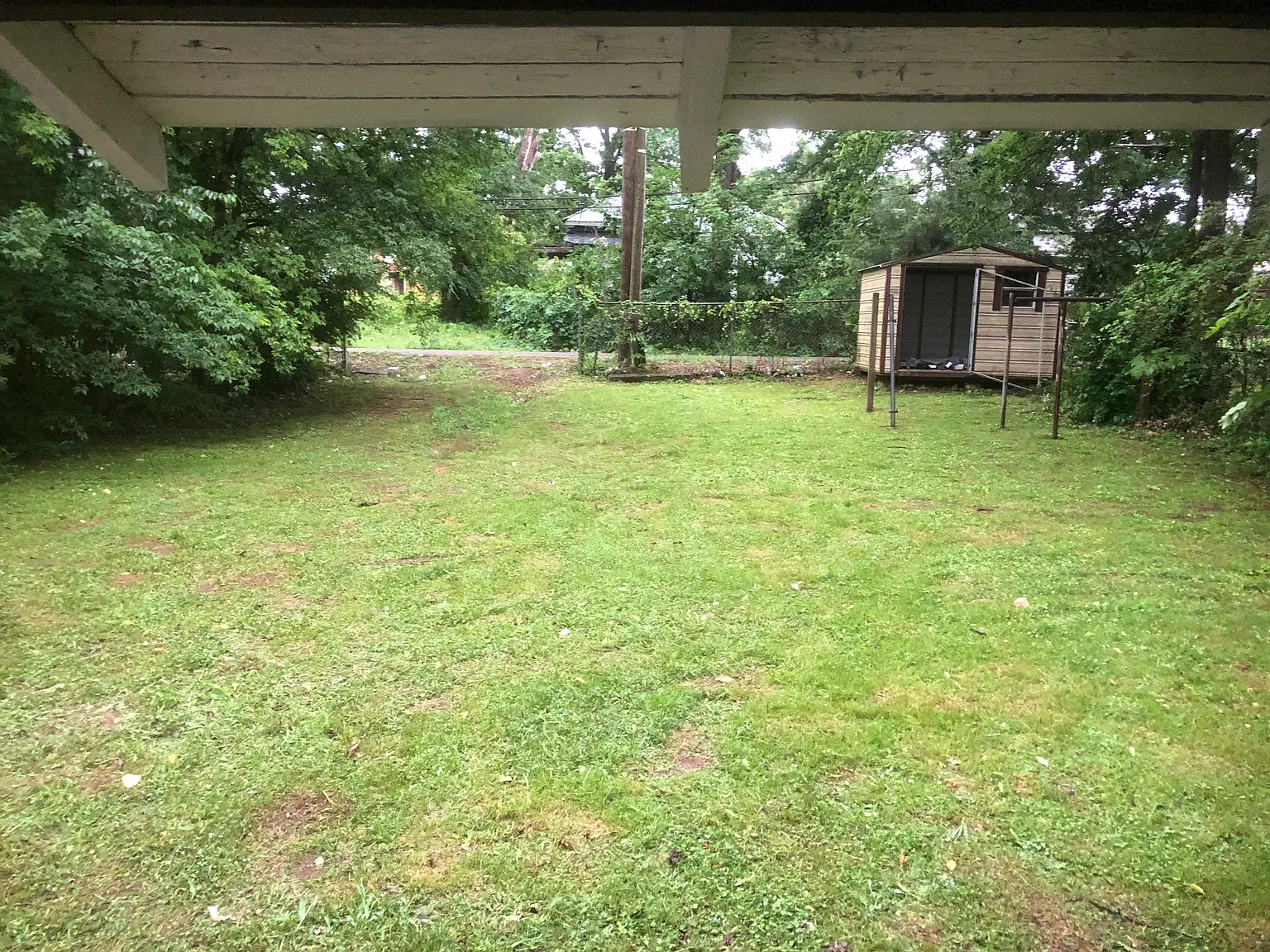 4 bed, 1.5 bath, 1326 sqft, $1,195 — Photo 3