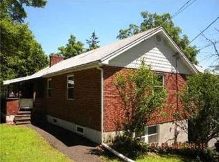 50 Leslie Rd, Newburgh, NY 12550