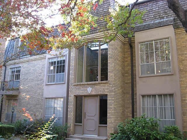 1st image of 4312 Bellaire Dr S APT 116